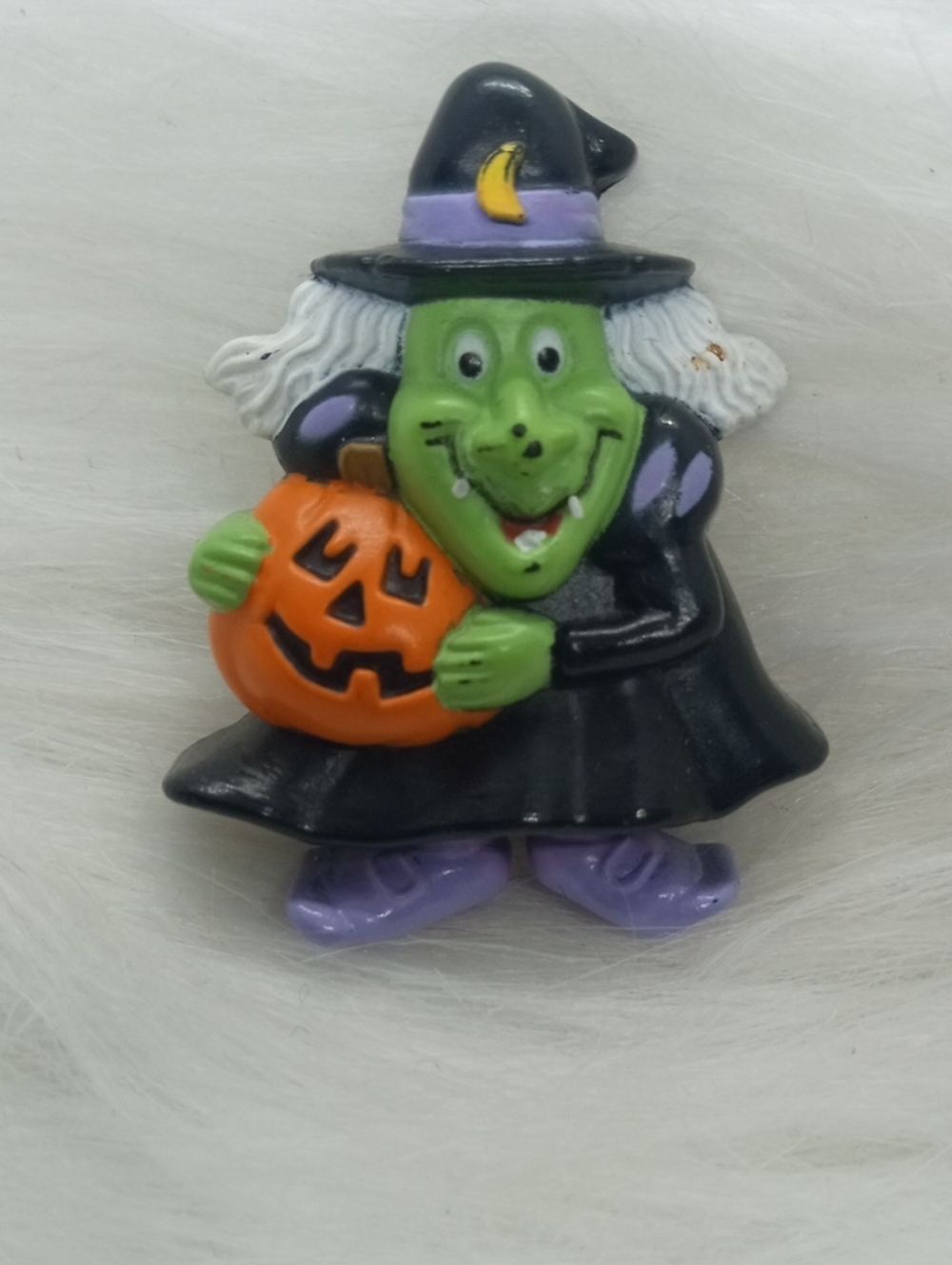 1970'S RUSS BERRIE HALLOWEEN WITCH